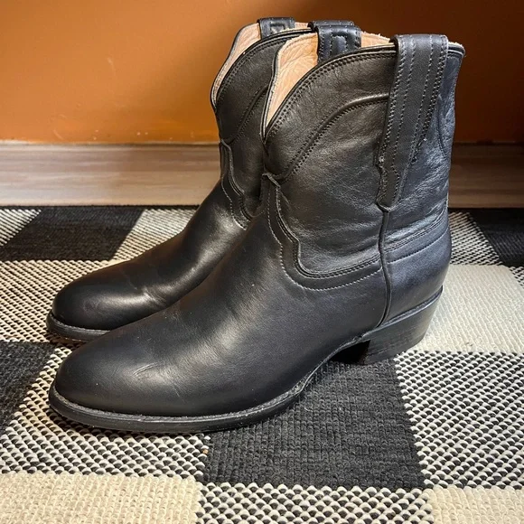 Tecovas Penny Black Heeled Boots - Picture 4 of 9